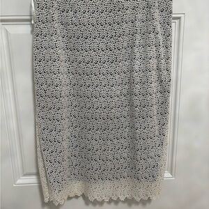 Oscar by Oscar de la Renta Lace Midi Skirt Size 10 Cream Floral Overlay Lined